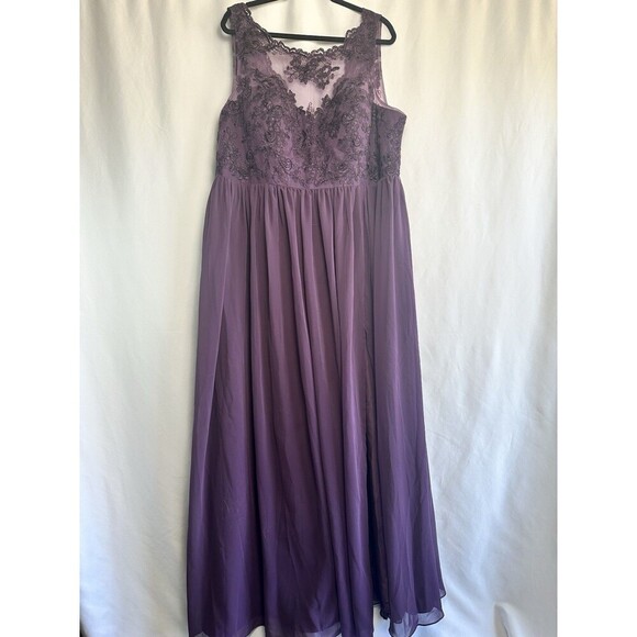 NWT Azazie Woman’s Plus Size A24 Mother of the Bride/Groom 24W - Picture 2 of 16